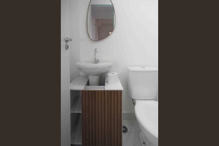 Apartamento para alugar com 45m², 2 quartos e sem vagaBanheiro