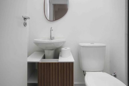 Apartamento para alugar com 45m², 2 quartos e sem vagaBanheiro