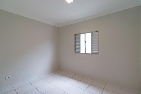 Quarto de casa para alugar com 1 quarto, 45m² em Jardim Piracuama, São Paulo