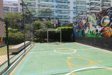 Apartamento à venda com 89m², 2 quartos e 2 vagasÁrea comum - Quadra