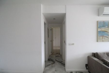 Apartamento à venda com 89m², 2 quartos e 2 vagasSala - Corredor