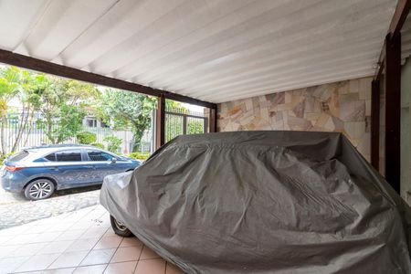 Casa de condomínio para alugar com 180m², 4 quartos e 3 vagasGaragem