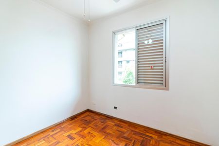 Casa de condomínio para alugar com 180m², 4 quartos e 3 vagasQuarto 3