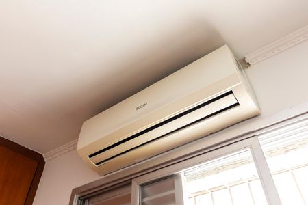 Casa de condomínio para alugar com 180m², 4 quartos e 3 vagasQuarto 1