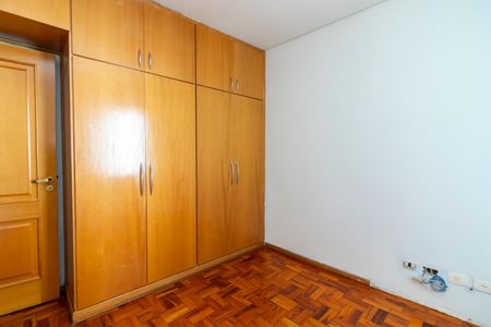 Casa de condomínio para alugar com 180m², 4 quartos e 3 vagasQuarto 2