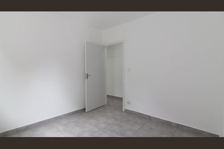 Quarto 2 de casa para alugar com 2 quartos, 90m² em Chácara Cruzeiro do Sul, São Paulo