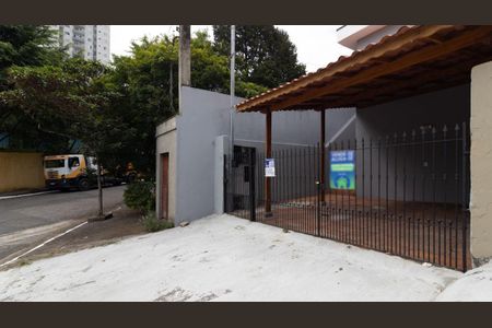 Casa para alugar com 90m², 2 quartos e 1 vagaFachada e Plaquinha