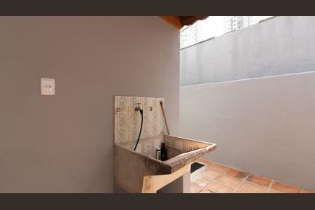 Casa para alugar com 90m², 2 quartos e 1 vagaÁrea de Serviço