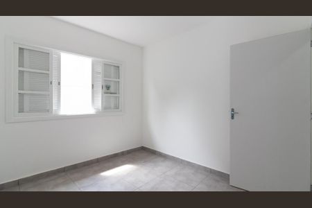 Quarto 2 de casa para alugar com 2 quartos, 90m² em Chácara Cruzeiro do Sul, São Paulo