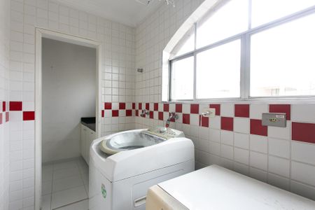 Apartamento à venda com 74m², 2 quartos e 1 vagaÁrea de Serviço