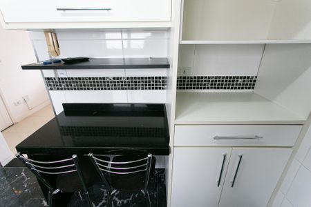 Apartamento à venda com 74m², 2 quartos e 1 vagaCozinha