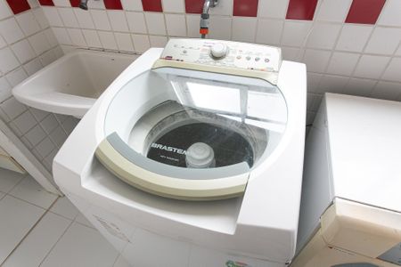 Apartamento à venda com 74m², 2 quartos e 1 vagaÁrea de Serviço - Máquina de Lavar