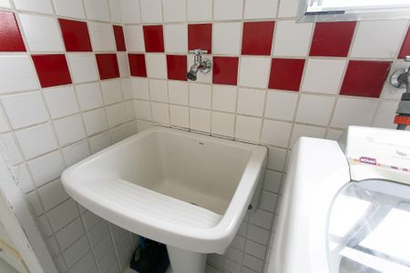 Apartamento à venda com 74m², 2 quartos e 1 vagaÁrea de Serviço