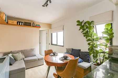 Sala de apartamento para alugar com 1 quarto, 40m² em Aclimação, São Paulo