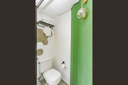Banheiro de apartamento para alugar com 1 quarto, 40m² em Aclimação, São Paulo
