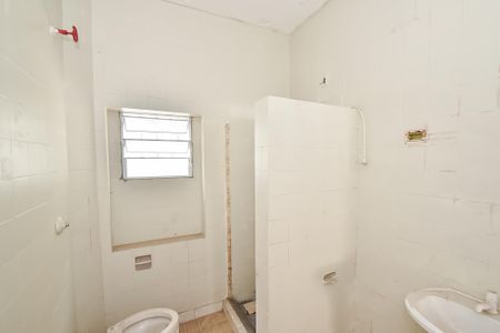 Casa à venda com 150m², 3 quartos e 2 vagasBanheiro