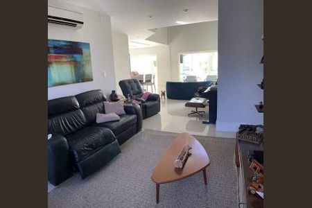 Casa à venda com 4 quartos, 392m² em Jacarepaguá, Rio de Janeiro