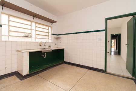 Casa à venda com 205m², 3 quartos e 4 vagas Casa à venda com 205m², 3 quartos e 4 vagasCozinha