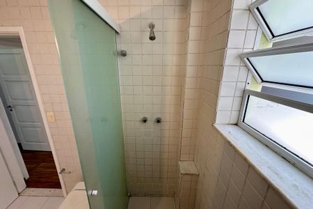 Apartamento à venda com 69m², 3 quartos e sem vagaBanheiro