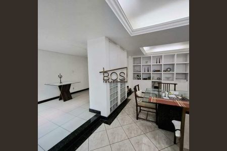 Apartamento à venda com 200m², 5 quartos e 2 vagas