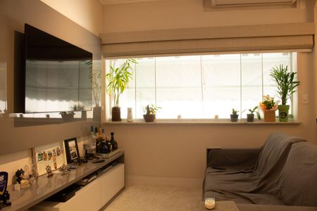 Sala de apartamento à venda com 2 quartos, 69m² em Copacabana, Rio de Janeiro