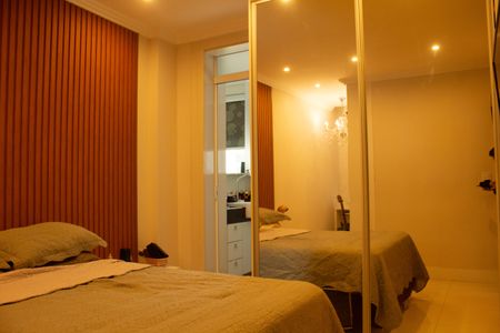 Quarto Suíte de apartamento à venda com 2 quartos, 69m² em Copacabana, Rio de Janeiro