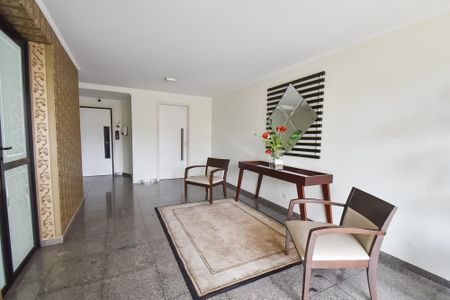 Apartamento à venda com 120m², 3 quartos e 2 vagasHall de entrada