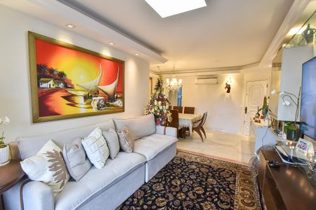 Apartamento à venda com 120m², 3 quartos e 2 vagasSala