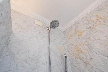 Apartamento à venda com 120m², 3 quartos e 2 vagasBanheiro da suíte