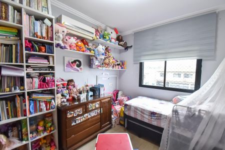 Apartamento à venda com 120m², 3 quartos e 2 vagasQuarto 2