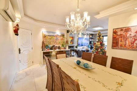 Apartamento à venda com 120m², 3 quartos e 2 vagasSala