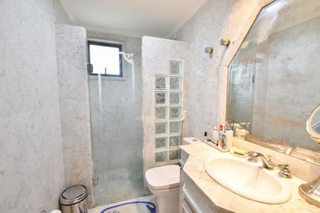 Apartamento à venda com 120m², 3 quartos e 2 vagasBanheiro