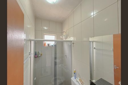 Casa de condomínio à venda com 70m², 2 quartos e 2 vagas
