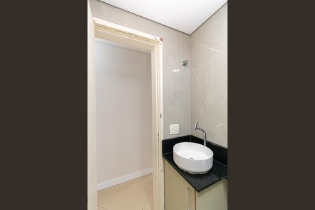 Apartamento para alugar com 63m², 3 quartos e 1 vaga Apartamento para alugar com 63m², 3 quartos e 1 vagaBanheiro 2