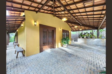 Casa de condomínio à venda com 3000m², 7 quartos e 4 vagasEntrada anexo 2