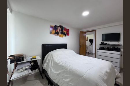 Quarto 1 de apartamento para alugar com 2 quartos, 110m² em Recreio dos Bandeirantes, Rio de Janeiro