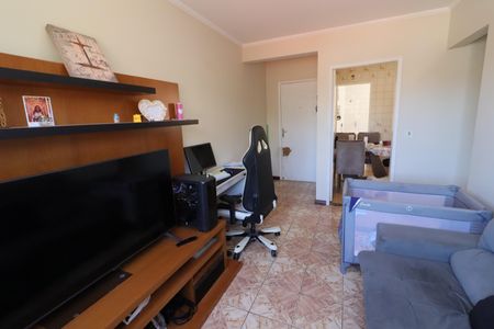 Sala de apartamento para alugar com 2 quartos, 63m² em Jaguaribe, Osasco