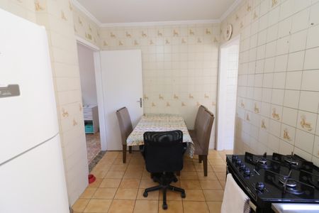 Apartamento para alugar com 63m², 2 quartos e 1 vagaCozinha