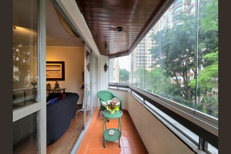 Apartamento para alugar com 200m², 4 quartos e 3 vagas Apartamento para alugar com 200m², 4 quartos e 3 vagasVaranda da Sala