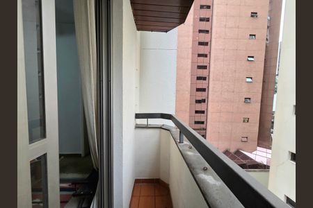 Apartamento para alugar com 200m², 4 quartos e 3 vagas Apartamento para alugar com 200m², 4 quartos e 3 vagasVaranda da Suíte 3