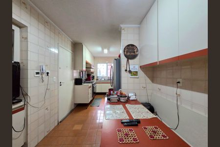 Apartamento para alugar com 200m², 4 quartos e 3 vagas Apartamento para alugar com 200m², 4 quartos e 3 vagasCozinha