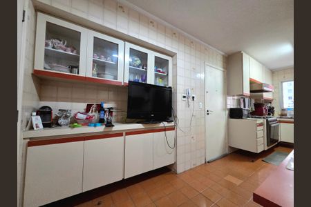 Apartamento para alugar com 200m², 4 quartos e 3 vagas Apartamento para alugar com 200m², 4 quartos e 3 vagasCozinha