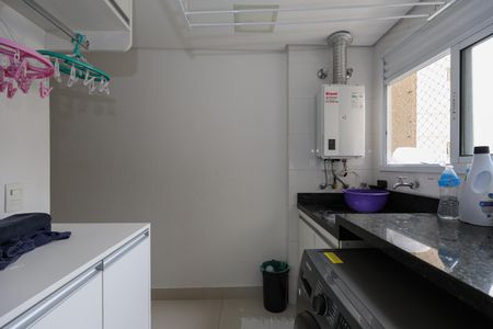 Apartamento à venda com 178m², 3 quartos e 4 vagas Apartamento à venda com 178m², 3 quartos e 4 vagasÁrea de Serviço