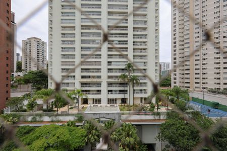 Apartamento à venda com 178m², 3 quartos e 4 vagas Apartamento à venda com 178m², 3 quartos e 4 vagasVista da Suíte 1