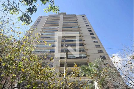 Apartamento à venda com 178m², 3 quartos e 4 vagas Apartamento à venda com 178m², 3 quartos e 4 vagasFachada