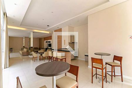 Apartamento à venda com 178m², 3 quartos e 4 vagas Apartamento à venda com 178m², 3 quartos e 4 vagasÁrea comum - Salão de festas