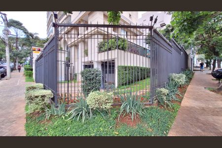 Apartamento para alugar com 160m², 4 quartos e 3 vagas Apartamento para alugar com 160m², 4 quartos e 3 vagasFachada