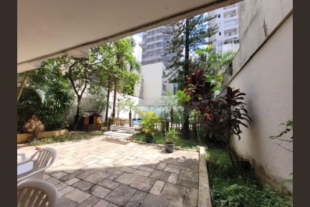 Apartamento à venda com 128m², 3 quartos e 1 vagaFoto 03