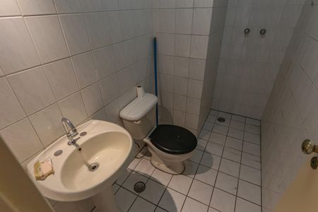 Apartamento à venda com 69m², 3 quartos e 1 vagaBanheiro 2
