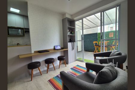 Apartamento para alugar com 67m², 2 quartos e 1 vaga Apartamento para alugar com 67m², 2 quartos e 1 vagaSala